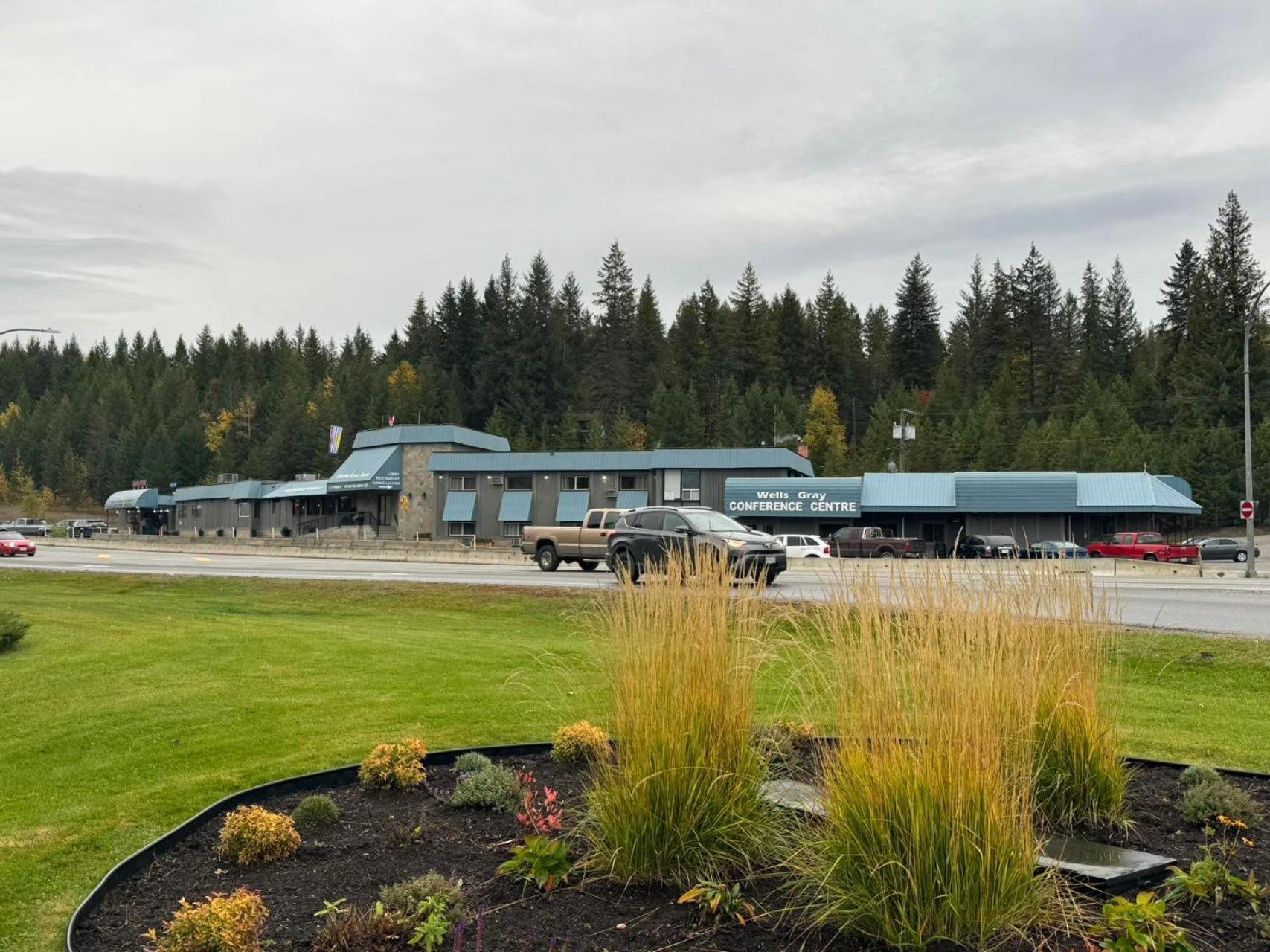 Wells Gray Inn Clearwater Luaran gambar